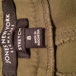 Jones New York olive green women's ankle pants, size 8